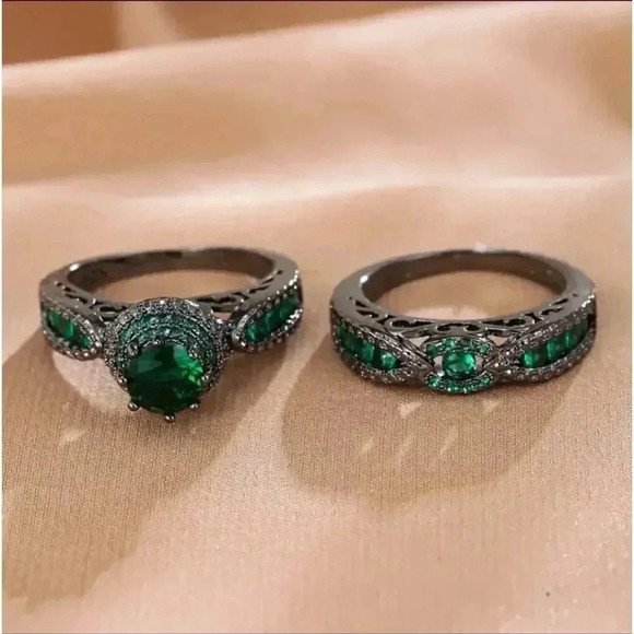 Jewelry Womens Stone Round Engagement Wedding Best Friend rings. NWT.. - Picture 2 of 4